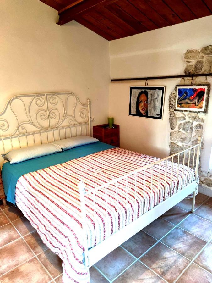 Гостевой дом Ai Limiti • 67 • Stonehouse Palombaro Экстерьер фото